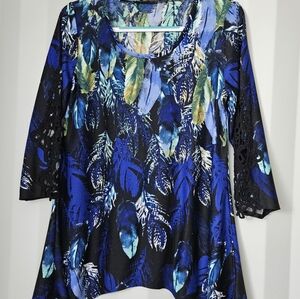 Melissa Paige Blue & Teal Feather-Print Tunic with Crochet Sleeves